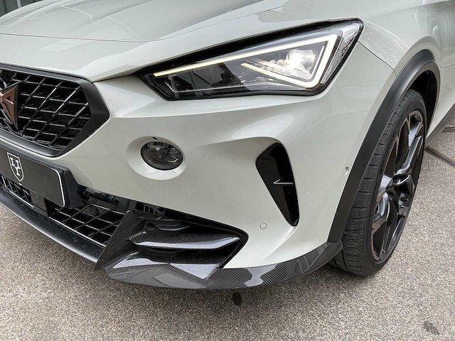 Cupra - formentor vz5 - 2.5 tfsi carbon editie - car - 2023 - afbeelding 4 van  32