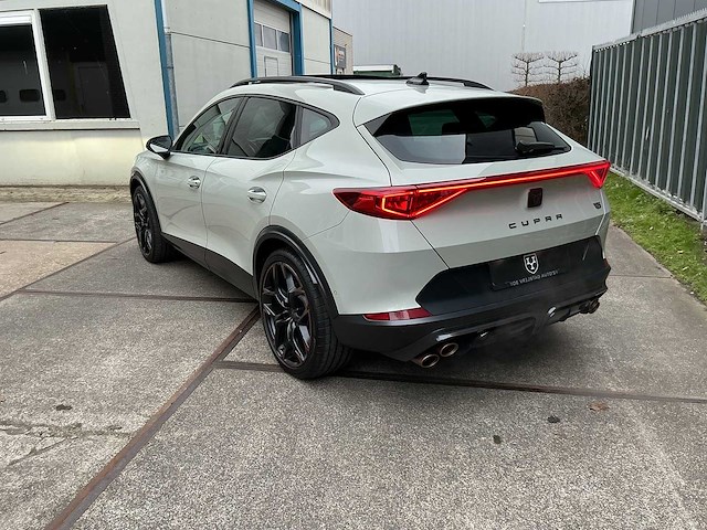 Cupra - formentor vz5 - 2.5 tfsi carbon editie - car - 2023 - afbeelding 27 van  32