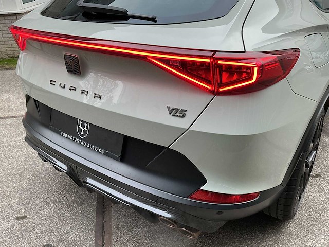 Cupra - formentor vz5 - 2.5 tfsi carbon editie - car - 2023 - afbeelding 19 van  20
