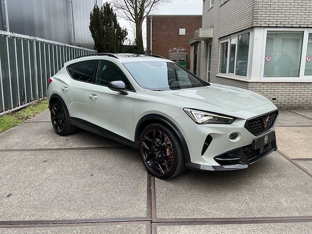 Cupra - formentor vz5 - 2.5 tfsi carbon editie - car - 2023 - afbeelding 2 van  21