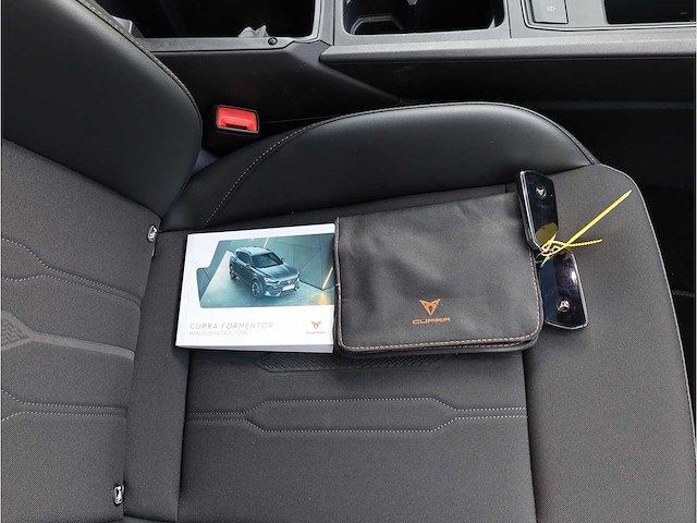 Cupra formentor 1.4 e-hybrid 245pk automaat 2023 - afbeelding 26 van  41