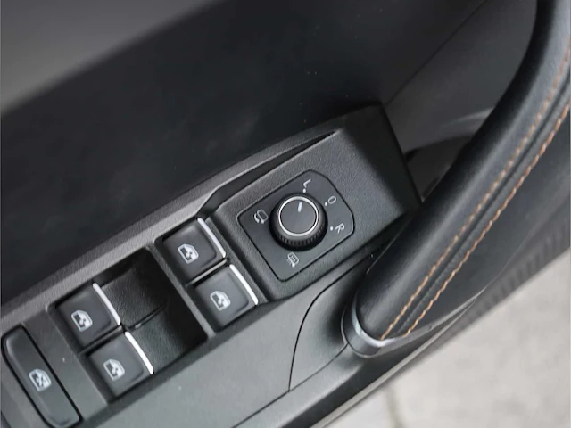 Cupra formentor 1.4 e-hybrid phev 204pk automaat 2023 hybride benzine - afbeelding 5 van  43