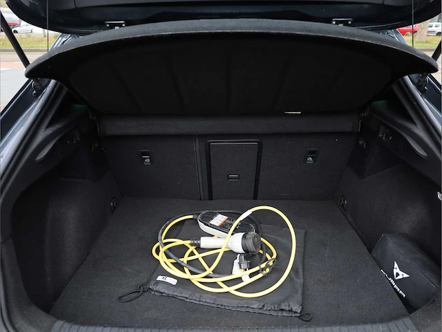 Cupra formentor 1.4 e-hybrid phev 204pk automaat 2023 hybride benzine - afbeelding 27 van  43