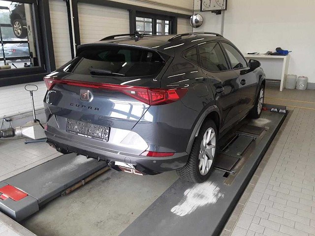 Cupra formentor 1.4 e-hybrid phev 204pk automaat 2023 - afbeelding 21 van  27