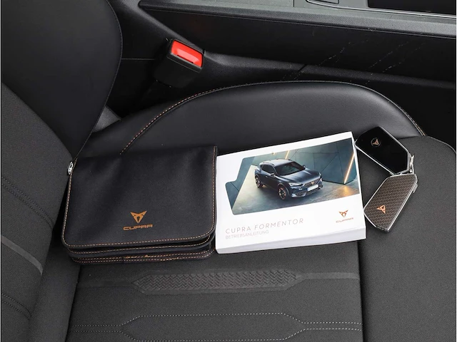 Cupra formentor 1.4 e-hybrid phev 204pk automaat 2023 - afbeelding 26 van  41