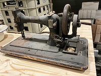 Curiosia - afbeelding 1 van  9