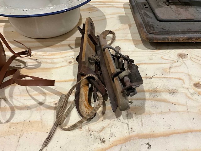 Curiosia - afbeelding 4 van  9