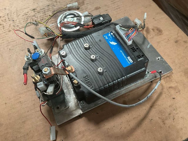 Curtis motor controller - afbeelding 1 van  4