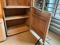 Curve eiken vitrinekast - afbeelding 5 van  8