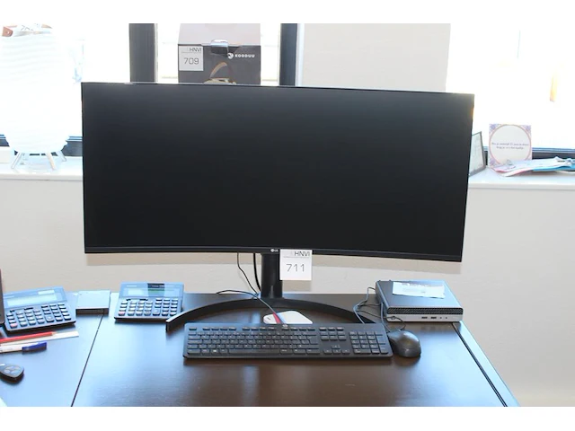 Curved beeldscherm lg 35wn65c met toetsenbord en muis - afbeelding 1 van  2