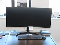 Curved beeldscherm lg 35wn65c met toetsenbord en muis