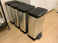 Curver prullenbak (4x) - afbeelding 1 van  3