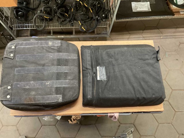 Cushion set seat and back - afbeelding 3 van  4