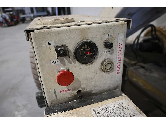 Custers 2558 htf - 9 meter hoogwerker - afbeelding 7 van  20