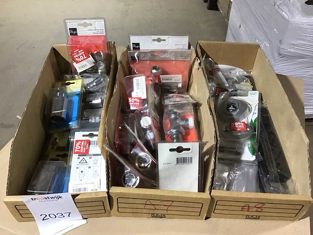 C.v. installatiemateriaal (3x) - afbeelding 1 van  1