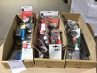 C.v. installatiemateriaal (3x) - afbeelding 1 van  1