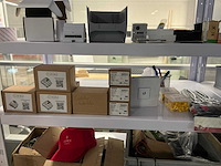 Cv-installatiemateriaal in wandstelling en 2 kasten - afbeelding 9 van  28