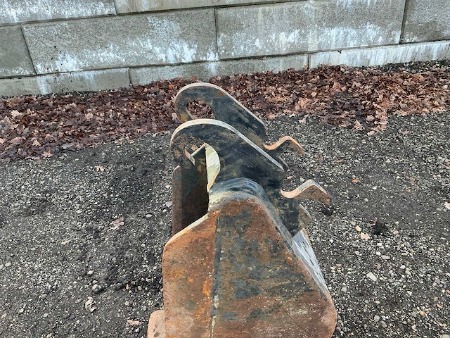 Cw05 dieplepel 300mm graafbak - afbeelding 9 van  9