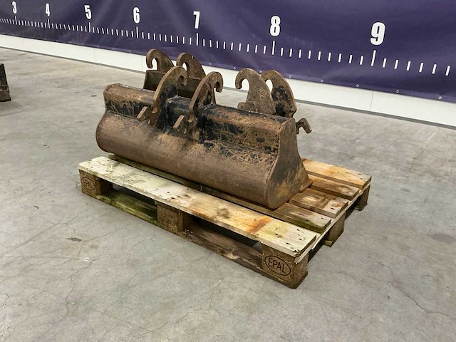 Cw05 graafbak (3x) - afbeelding 1 van  5