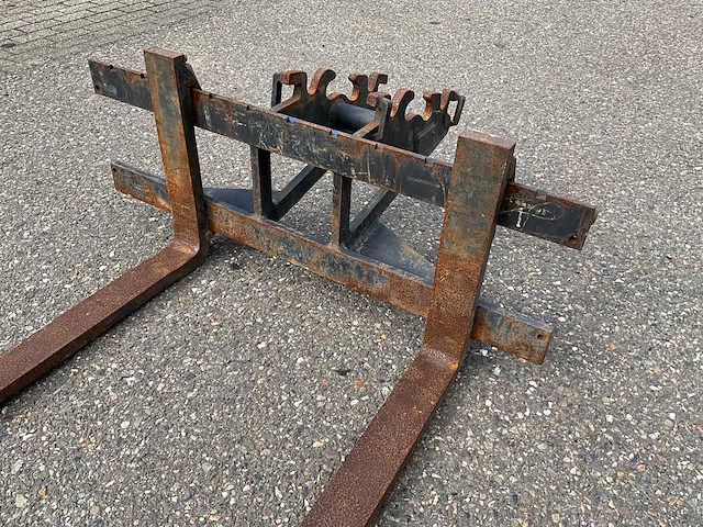 Cw05qt palletframe met lepels - afbeelding 3 van  5