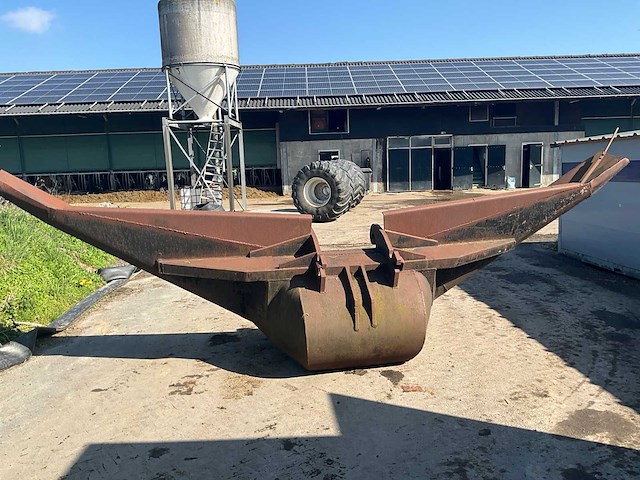 Cw30 v-bak slotenbak / graafbak - afbeelding 5 van  12