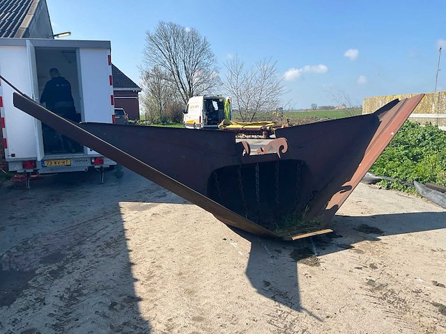 Cw30 v-bak slotenbak / graafbak - afbeelding 7 van  12