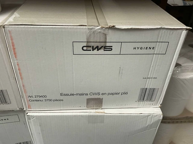 Cws doos á 3750 stuks handdoekjes (6x) - afbeelding 3 van  3