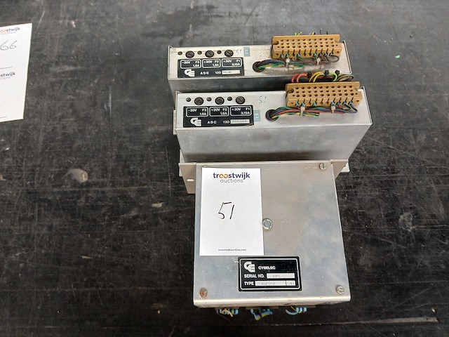 Cybelec - adc 350 - adc 120 - omvormer - afbeelding 1 van  8
