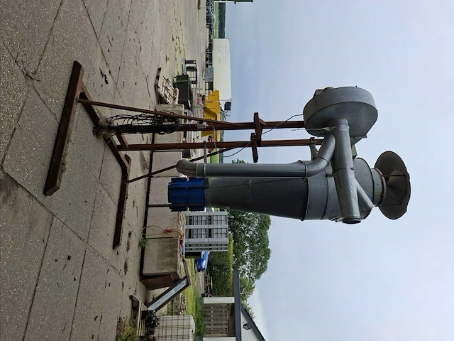 Cycloonafscheider / stofafzuiginstallatie - afbeelding 1 van  7