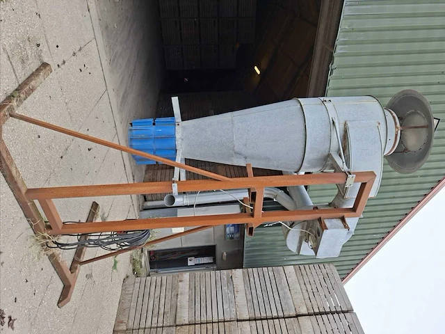 Cycloonafscheider / stofafzuiginstallatie - afbeelding 5 van  7