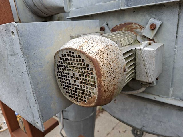 Cycloonafscheider / stofafzuiginstallatie - afbeelding 7 van  7