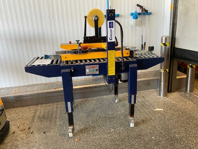Cyclop ct103sd automatische dozensluitmachine - afbeelding 1 van  8