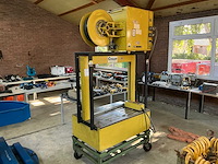 Cyclop sap 7 oll omsnoermachine - afbeelding 1 van  6