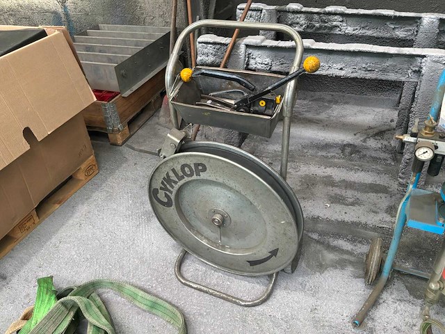 Cyklop omsnoeringhaspel met ratelspanner en stalenband - afbeelding 2 van  9