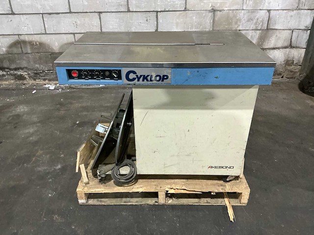 Cyklop omsnoeringsmachine - afbeelding 2 van  7