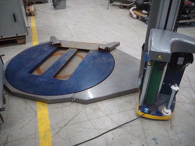 Cyklop - afbeelding 8 van  14