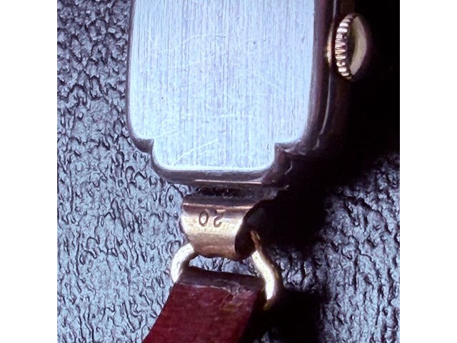 Cyma mechanisch dameshorloge met goudkeurmerk (20 micron) - afbeelding 6 van  9