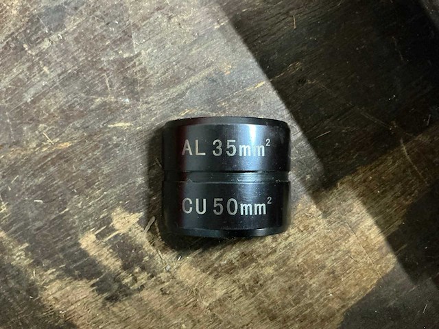 Cyo-430 hydraulische krimptang - afbeelding 8 van  9