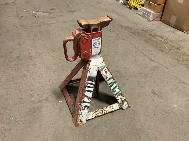 D-41608 assteun - afbeelding 1 van  2