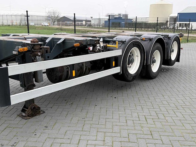 D-tec - ft-43-03v - lift assen voor en achter - uitschuifbaar - container chassis - 2005 - oplegger - afbeelding 4 van  31