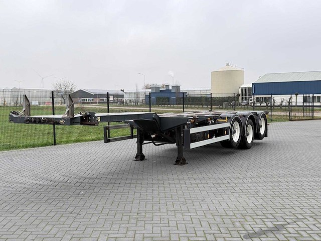 D-tec - ft-43-03v - lift assen voor en achter - uitschuifbaar - container chassis - 2005 - oplegger - afbeelding 30 van  31