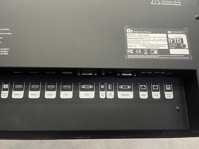D3 - 84" monitor op verrijdbare standaard - afbeelding 3 van  17