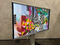 D3 - 84" monitor op verrijdbare standaard - afbeelding 11 van  17