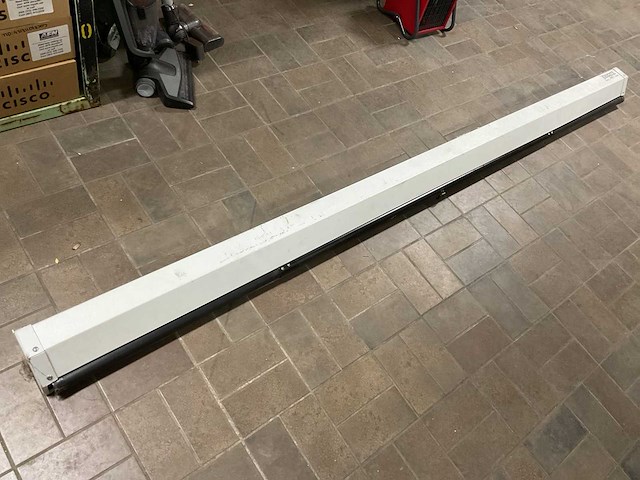 Da-lite model c projectiescherm - afbeelding 1 van  4