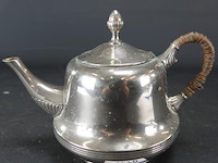 Daalderop theepot - afbeelding 1 van  5