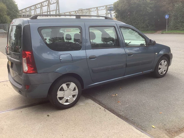 Dacia - 2008 - logan mcv - 1.6-16v lauréate 7p. - personenauto - afbeelding 10 van  15