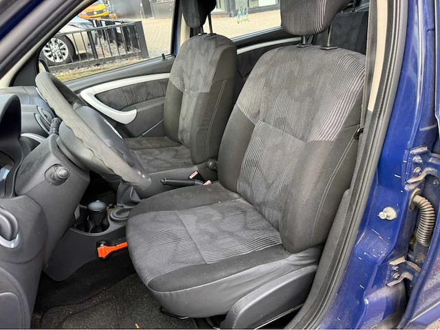 Dacia - 2008 - sandero - 1.4 lauréate - personenauto - afbeelding 7 van  16