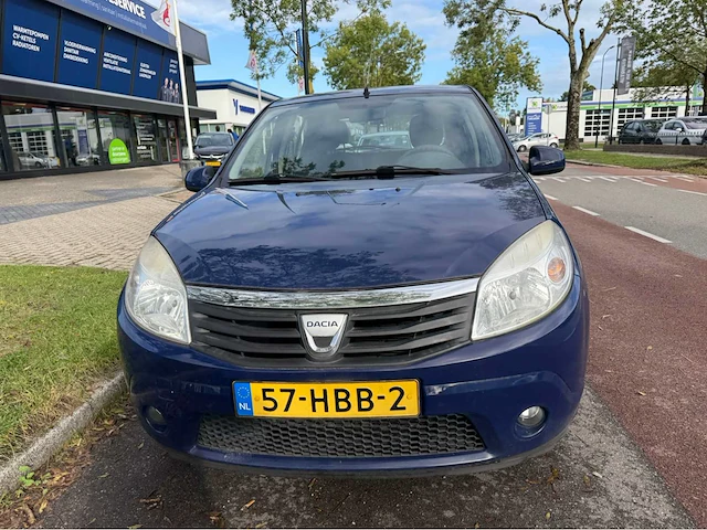 Dacia - 2008 - sandero - 1.4 lauréate - personenauto - afbeelding 11 van  16