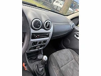 Dacia - 2008 - sandero - 1.4 lauréate - personenauto - afbeelding 15 van  16