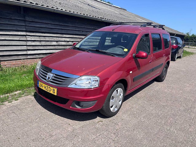 Dacia - 2009 - logan mcv - 1.6-16v lauréate 7p. - personenauto - afbeelding 1 van  27